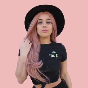 Meet your Posher, Bailey